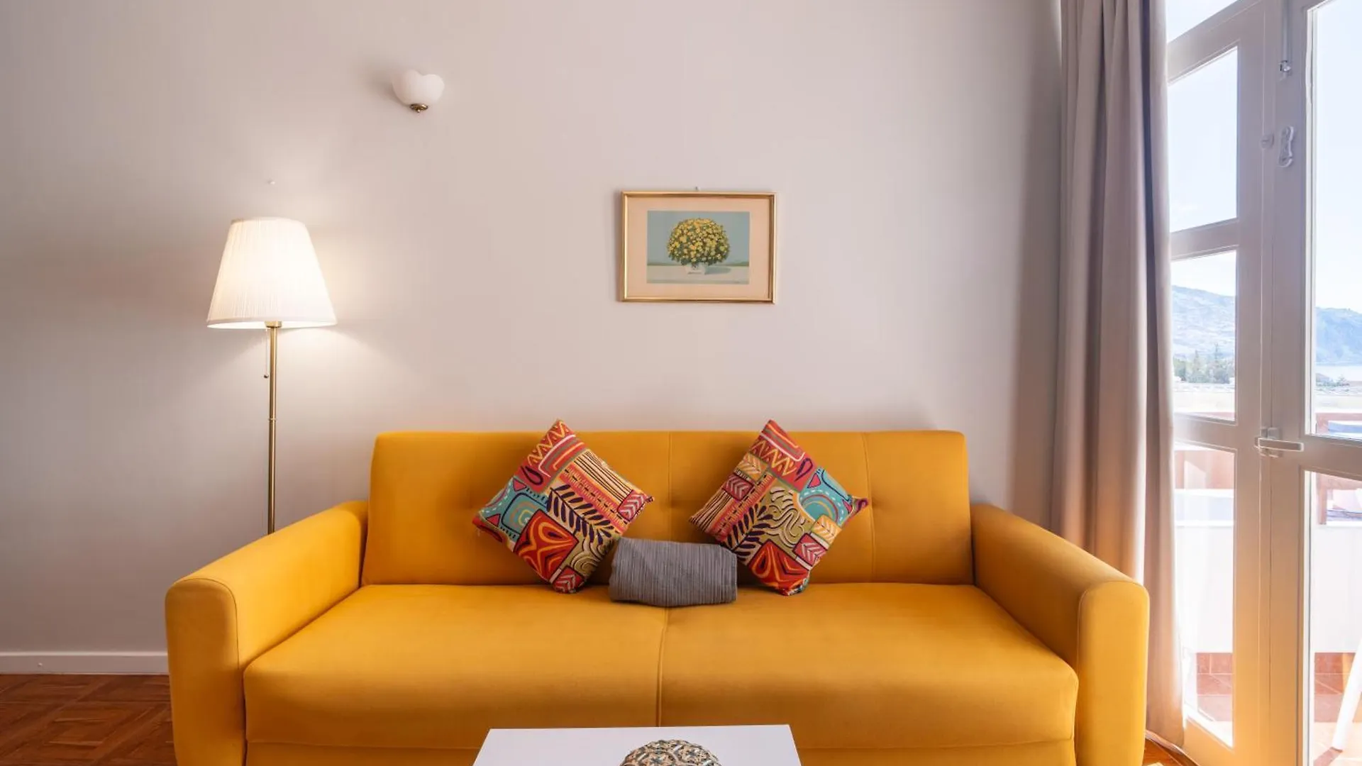 Casa Branca Apartments By Wanderlust Madeira, Vacation Rentals Фуншал
