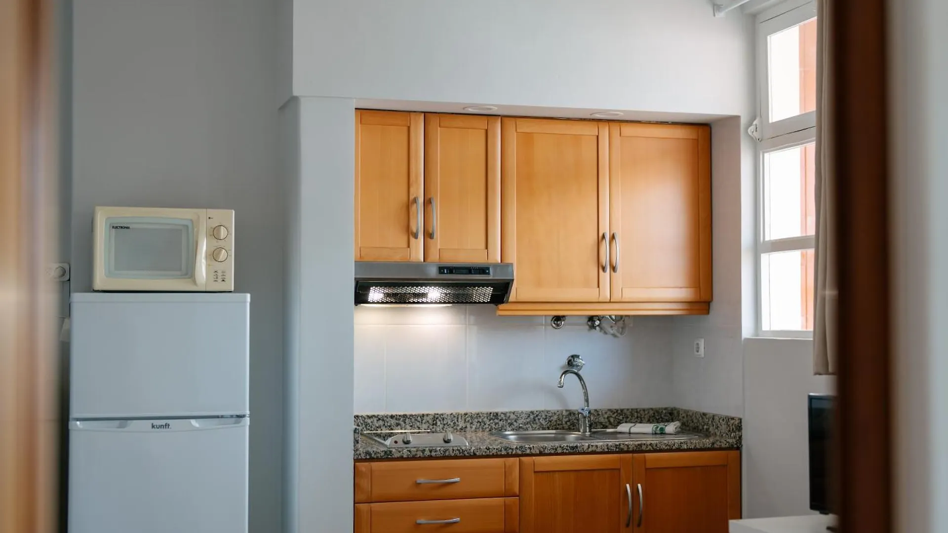 Casa Branca Apartments By Wanderlust Madeira, Vacation Rentals Funchal