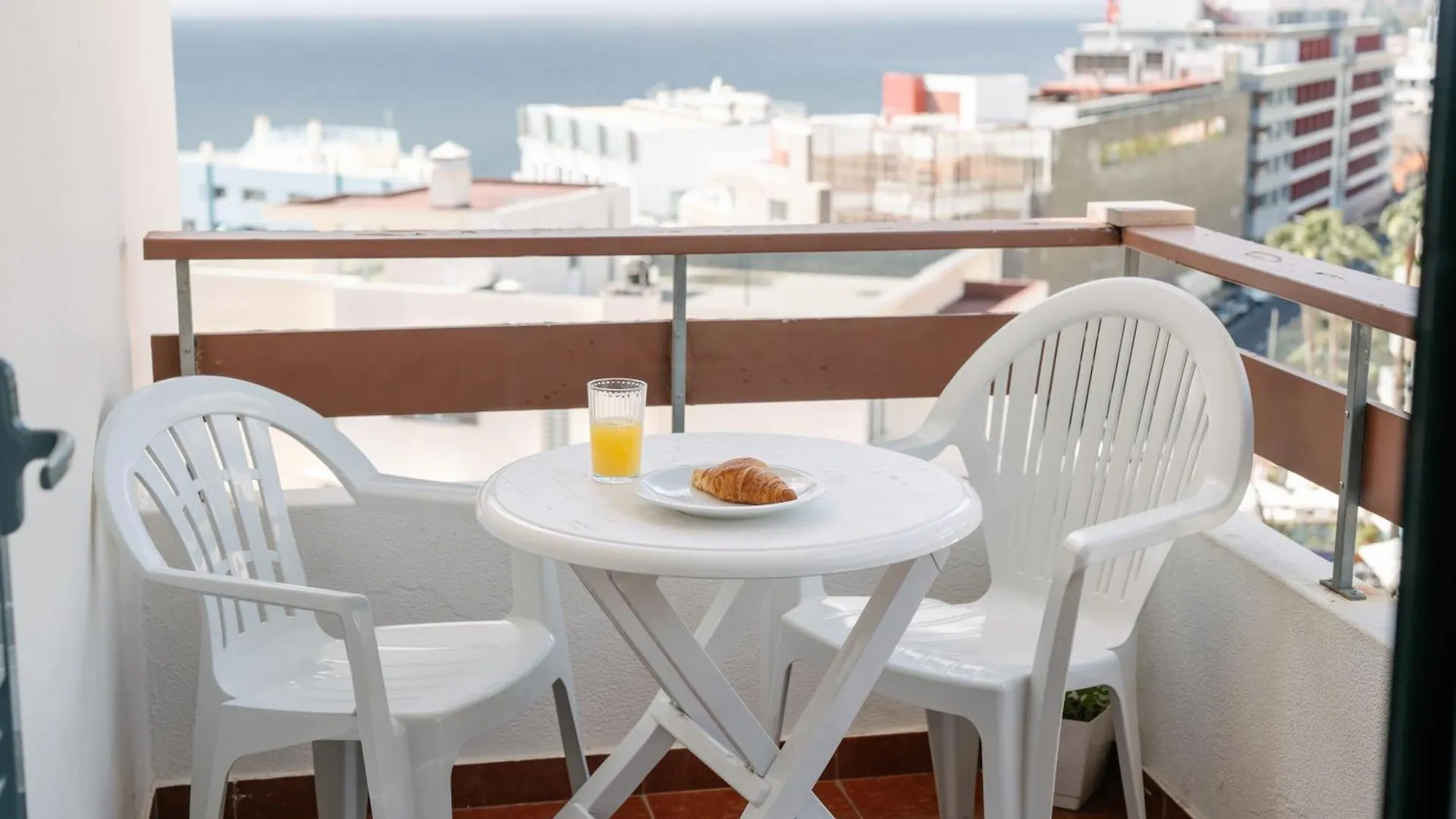 Casa Branca Apartments By Wanderlust Madeira, Vacation Rentals Funchal