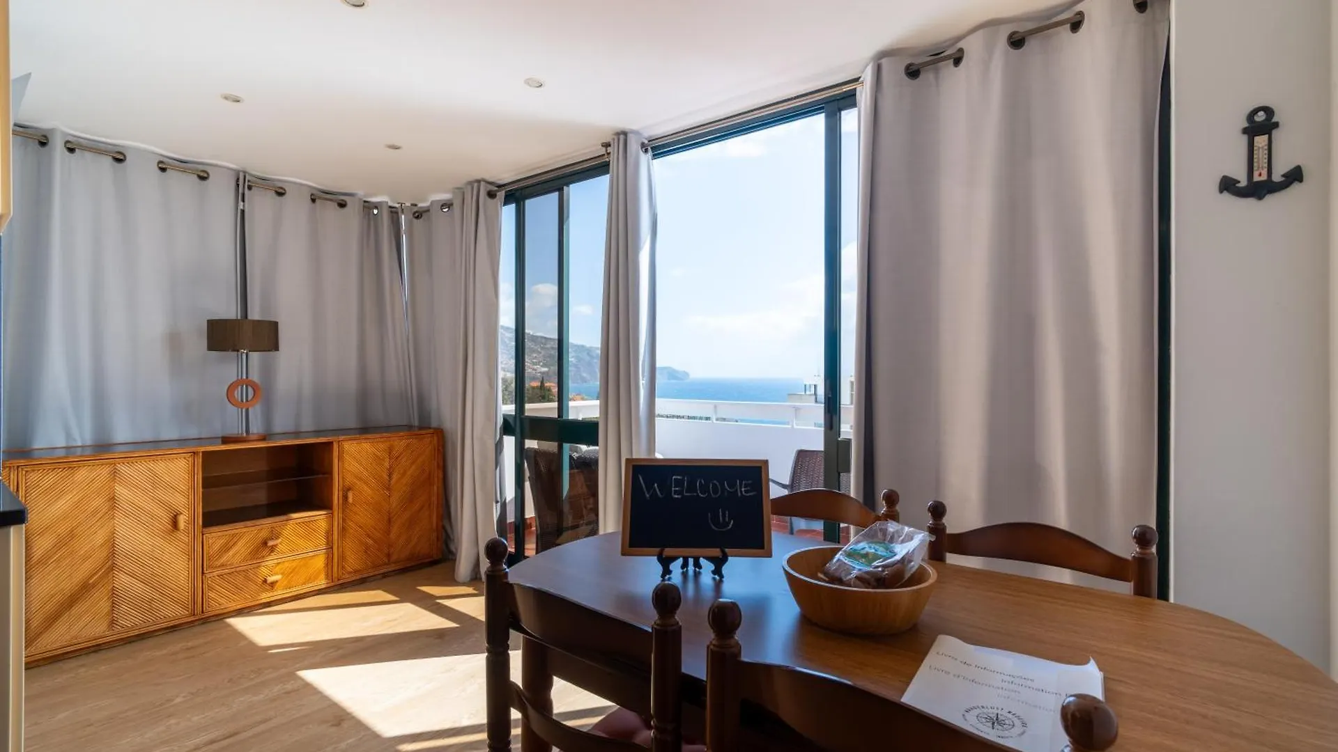Casa Branca Apartments By Wanderlust Madeira, Vacation Rentals Funchal